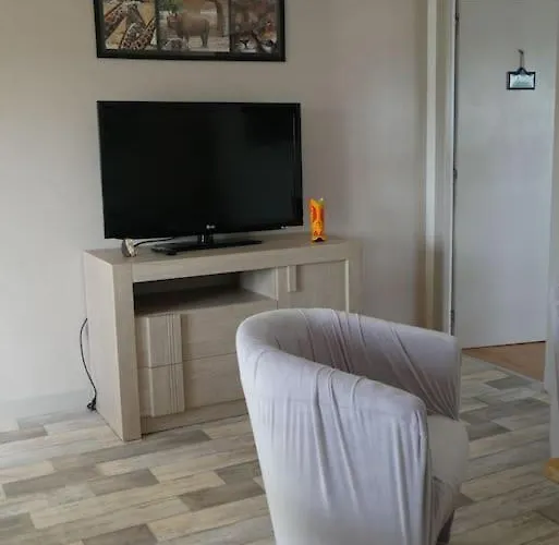 Les Loges Farm Apartmán Le Breuil-sous-Argenton